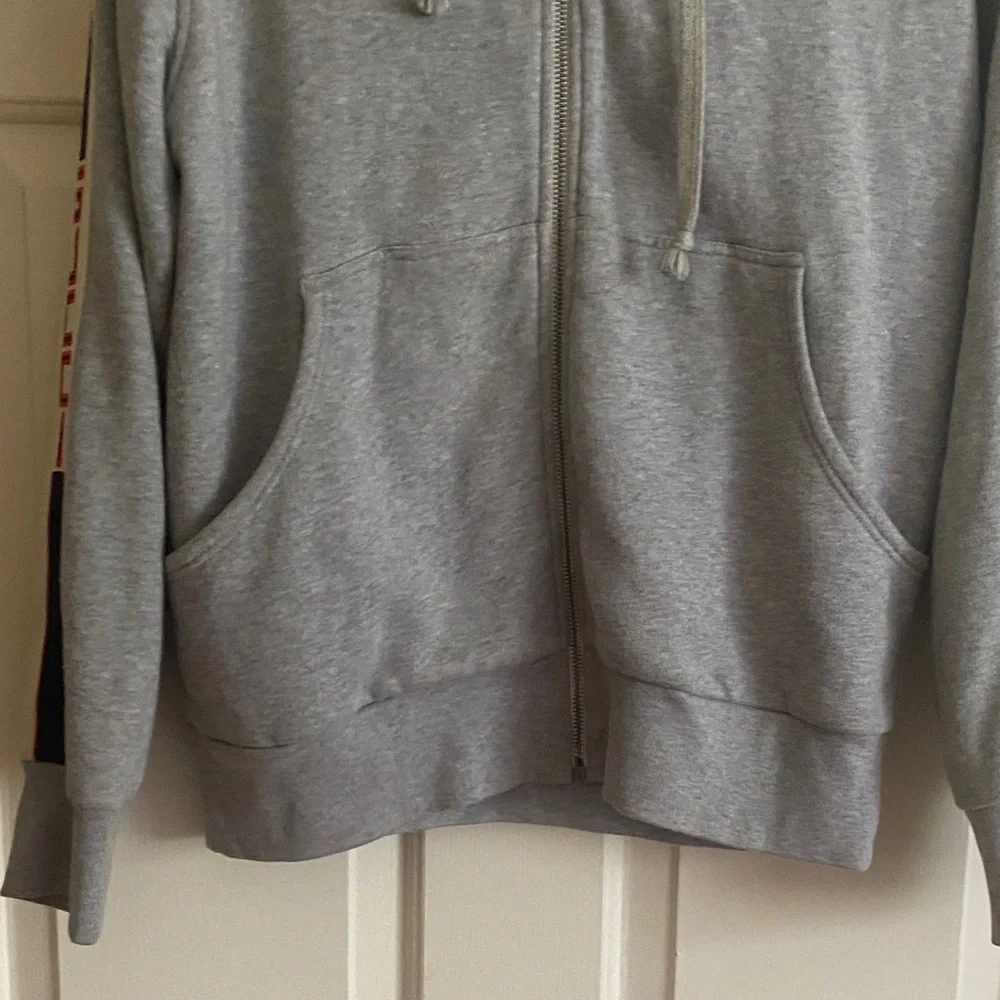 NWOT Gucci Men Light Gray Hoodie with Logo Stripes, Size M